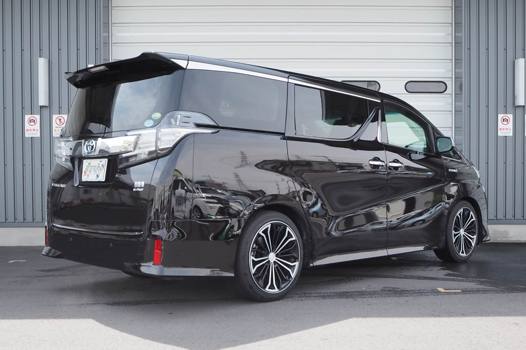 Toyota alphard ayh30w